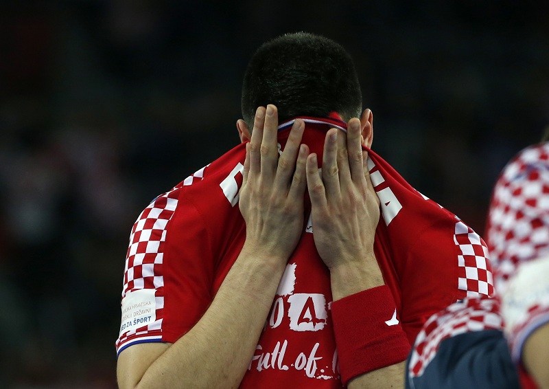 У ХРВАТСКОЈ СТРАХУЈУ: Навијачи окрећу леђа репрезентацији?